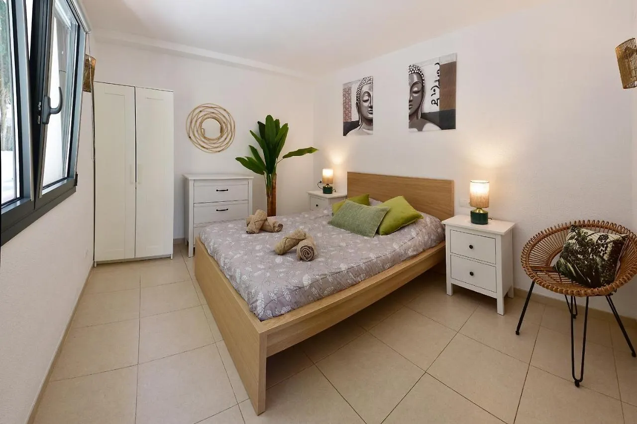 Apartment Apartamento Con Jardincito En El Centro De Cadaques Spain